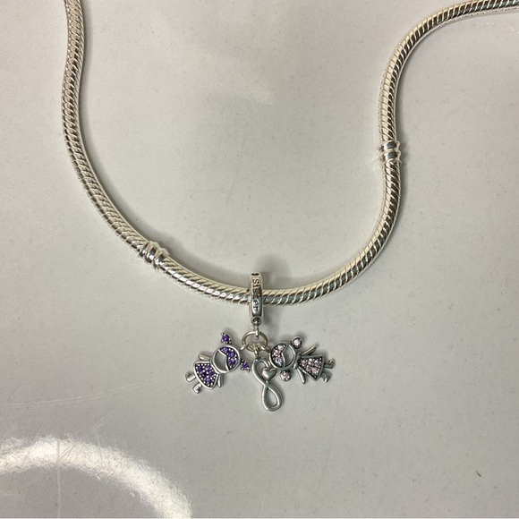 🌟 925 Sterling Silver SISTERS Charm - Picture 6 of 7